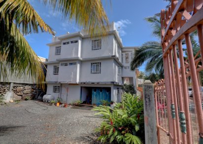 Maison/Villa - 8 chambres - 270 m²