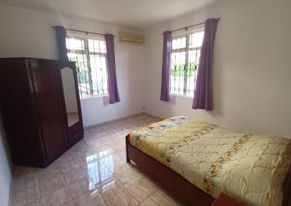 Maison/Villa - 8 chambres - 350 m²