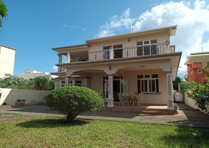 Maison/Villa - 8 chambres - 350 m²
