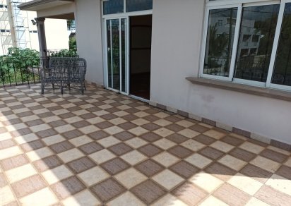 Maison/Villa - 8 chambres - 350 m²