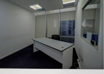 Office - 1086 m²