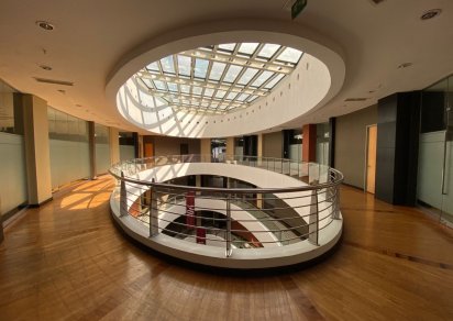 Office - 1215 m²