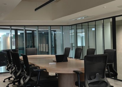 Office - 1279 m²