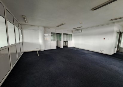 Office - 150 m²