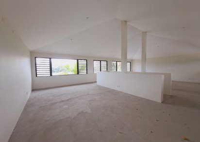 Office - 180 m²