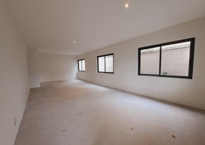 Office - 180 m²