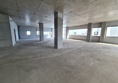 Office - 242 m²