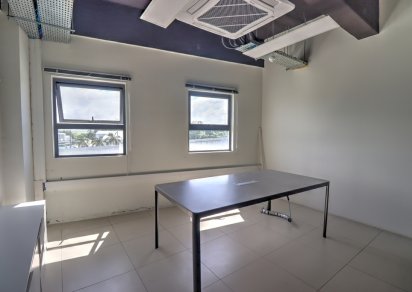 Office - 291 m²