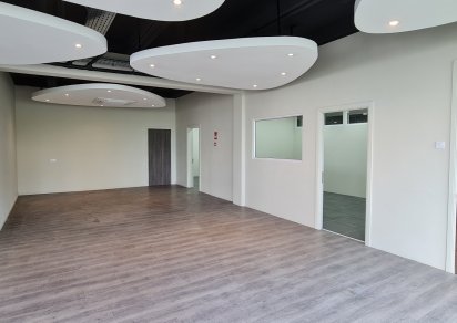 Office - 350 m²