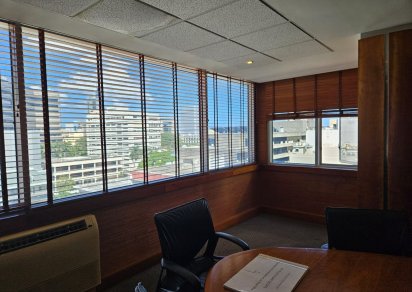 Office - 367 m²