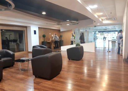 Office - 392 m²