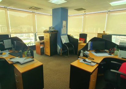 Office - 619 m²