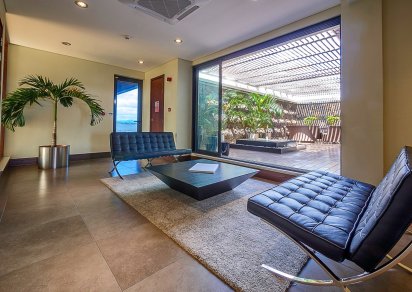 Office - 692 m²