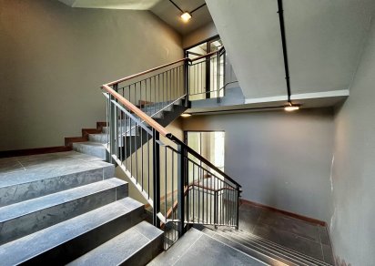 Office - 74 m²