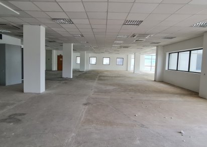Office - 750 m²