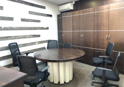 Office - 92 m²