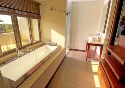 Penthouse - 3 Bedrooms - 100 m²