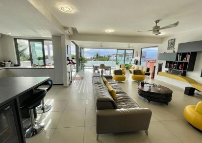 Penthouse - 3 Bedrooms - 230 m²
