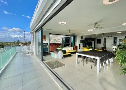 Penthouse - 3 Bedrooms - 230 m²