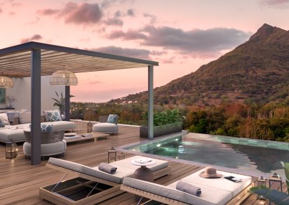 Penthouse - 3 Bedrooms - 260 m²