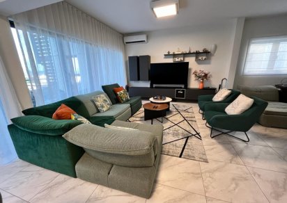 Penthouse - 3 Bedrooms - 260 m²