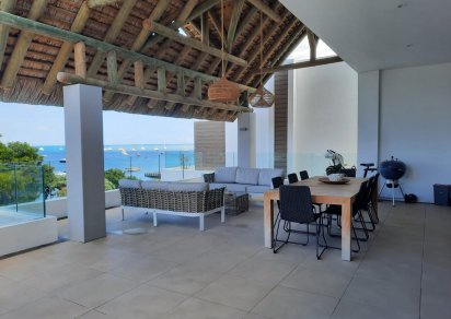 Penthouse - 3 Bedrooms - 275 m²