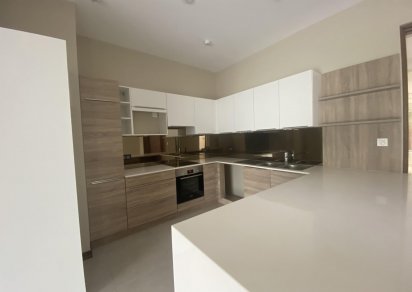 Penthouse - 3 Bedrooms - 284 m²
