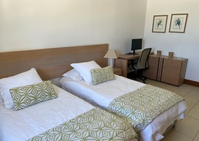 Penthouse - 3 Bedrooms - 328 m²