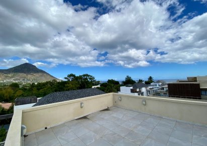 Penthouse - 3 Bedrooms - 359 m²