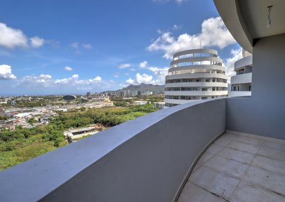 Penthouse - 4 Bedrooms - 255 m²