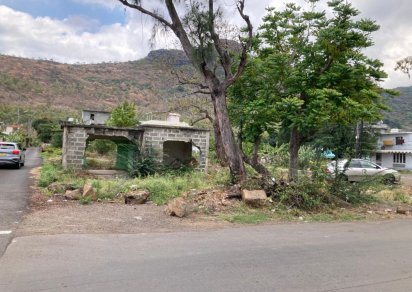 Residential land - 1031 m²