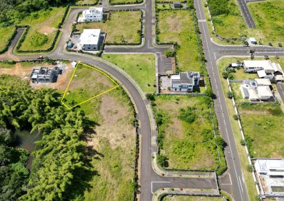 Residential land - 1477 m²