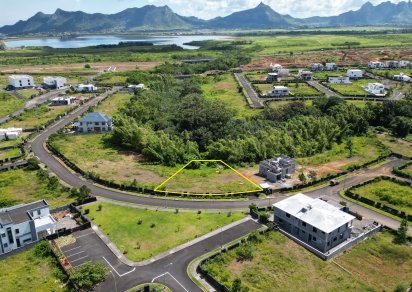 Residential land - 1477 m²