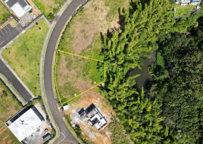 Residential land - 1477 m²
