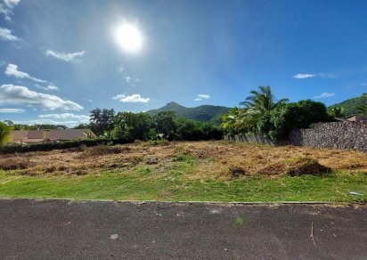 Residential land - 1779 m²