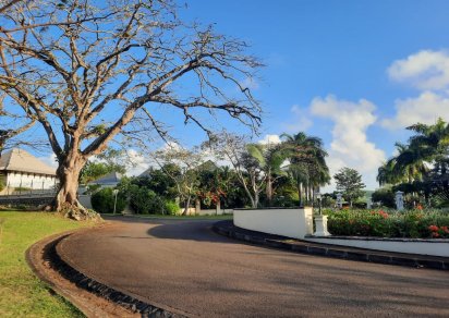 Residential land - 2182 m²