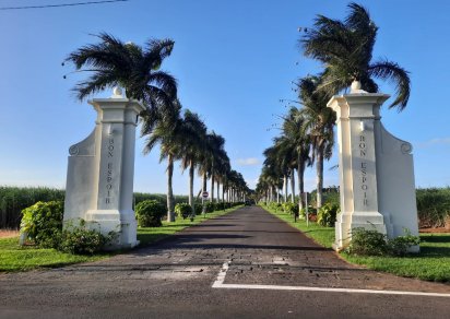 Residential land - 2182 m²