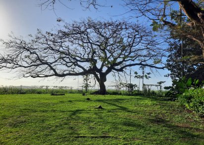 Residential land - 2182 m²