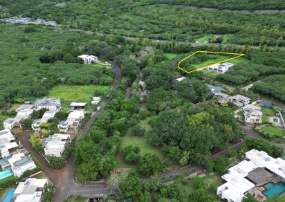 Residential land - 2553 m²