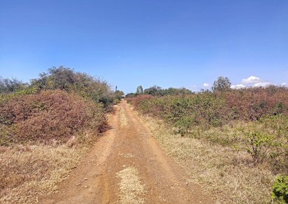 Residential land - 2 104.58 m²