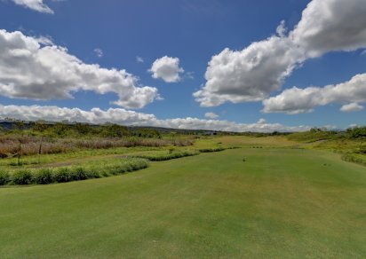 Residential land - 2 110.44 m²