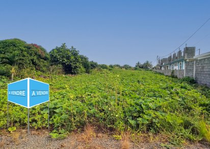 Residential land - 2 361.60 m²
