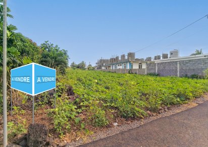 Residential land - 2 361.60 m²