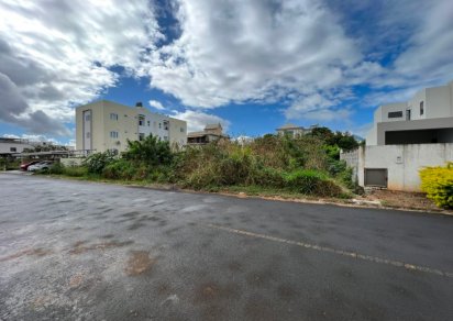 Residential land - 568.96 m²