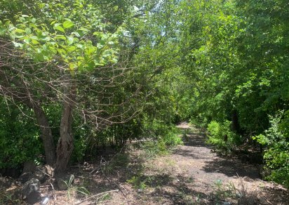 Residential land - 612 m²