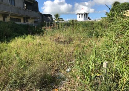 Residential land - 787 m²