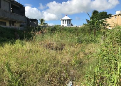 Residential land - 787 m²