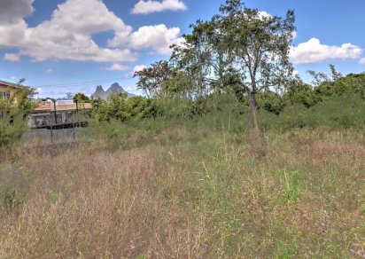 Residential land - 799 m²