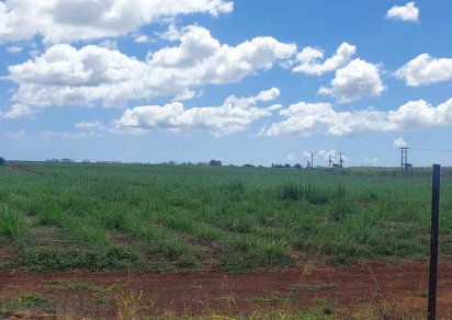 Residential land - 913 m²