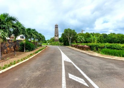 Residential land - 923 m²